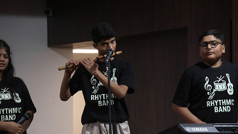 Band2